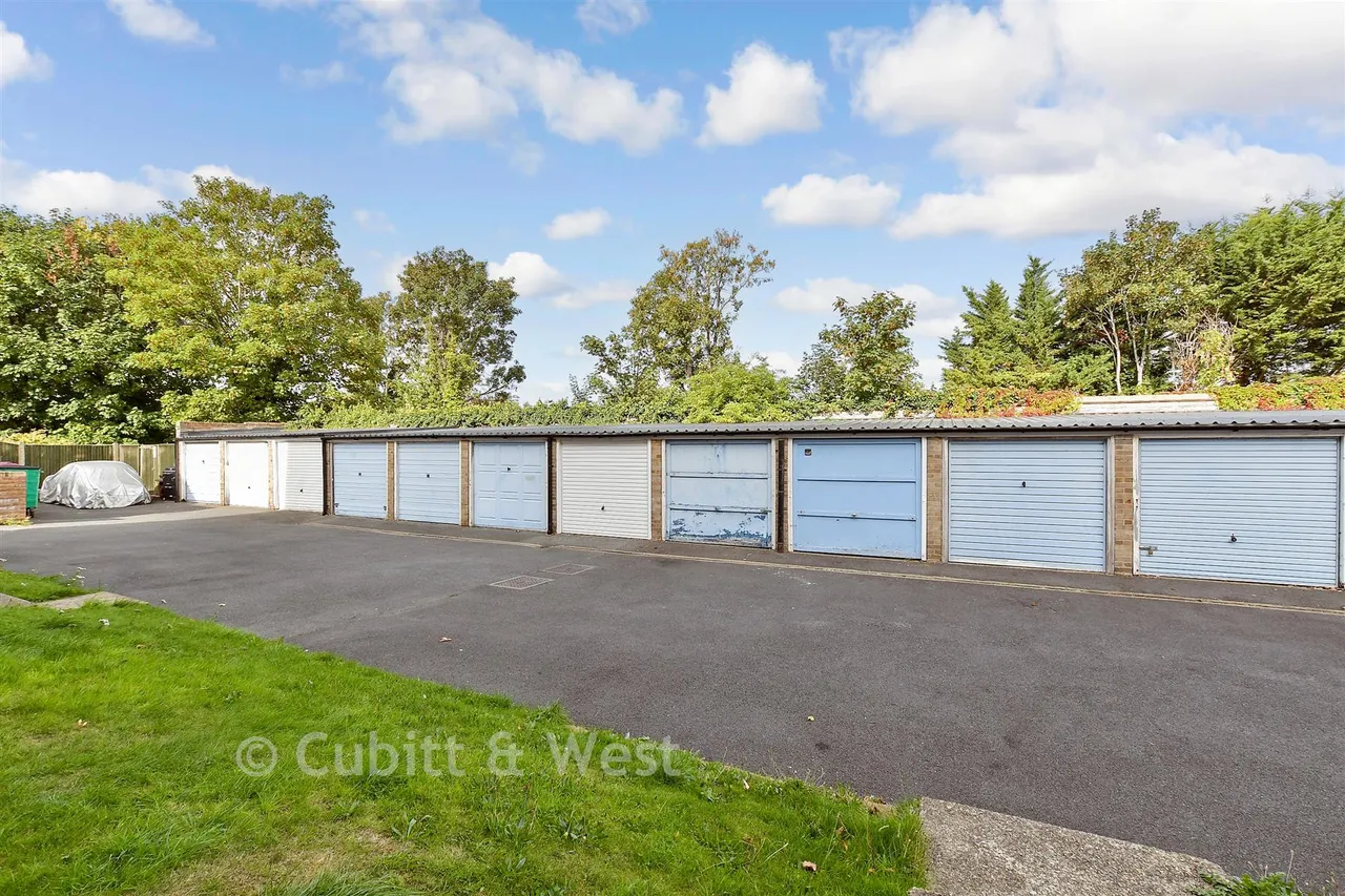 Ross Road, Wallington, SM6, photo 9