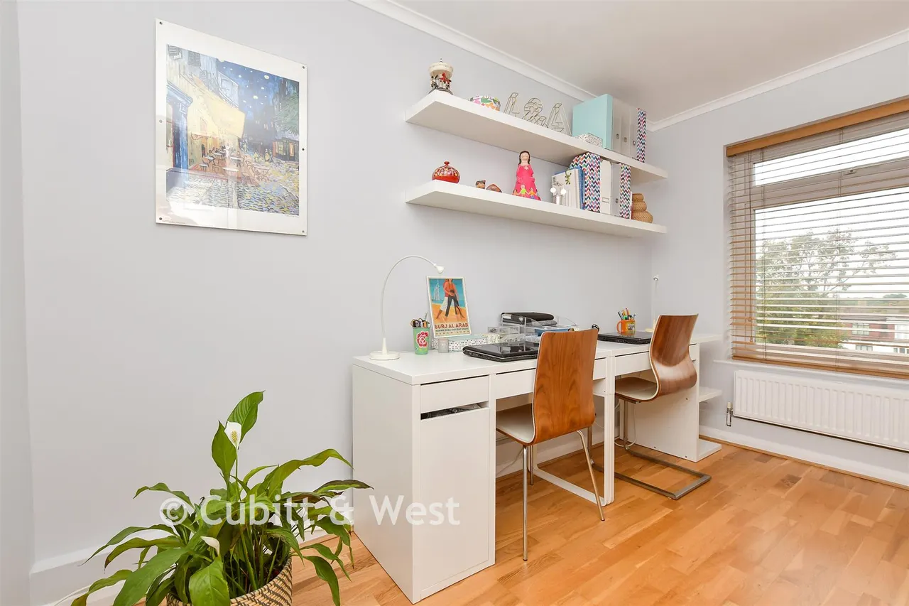 Ross Road, Wallington, SM6, photo 7