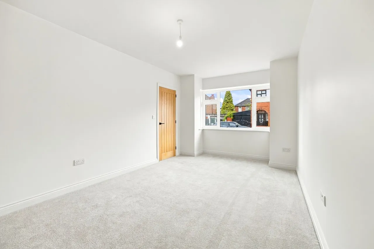 Heswall Road, Reddish, SK5, photo 6