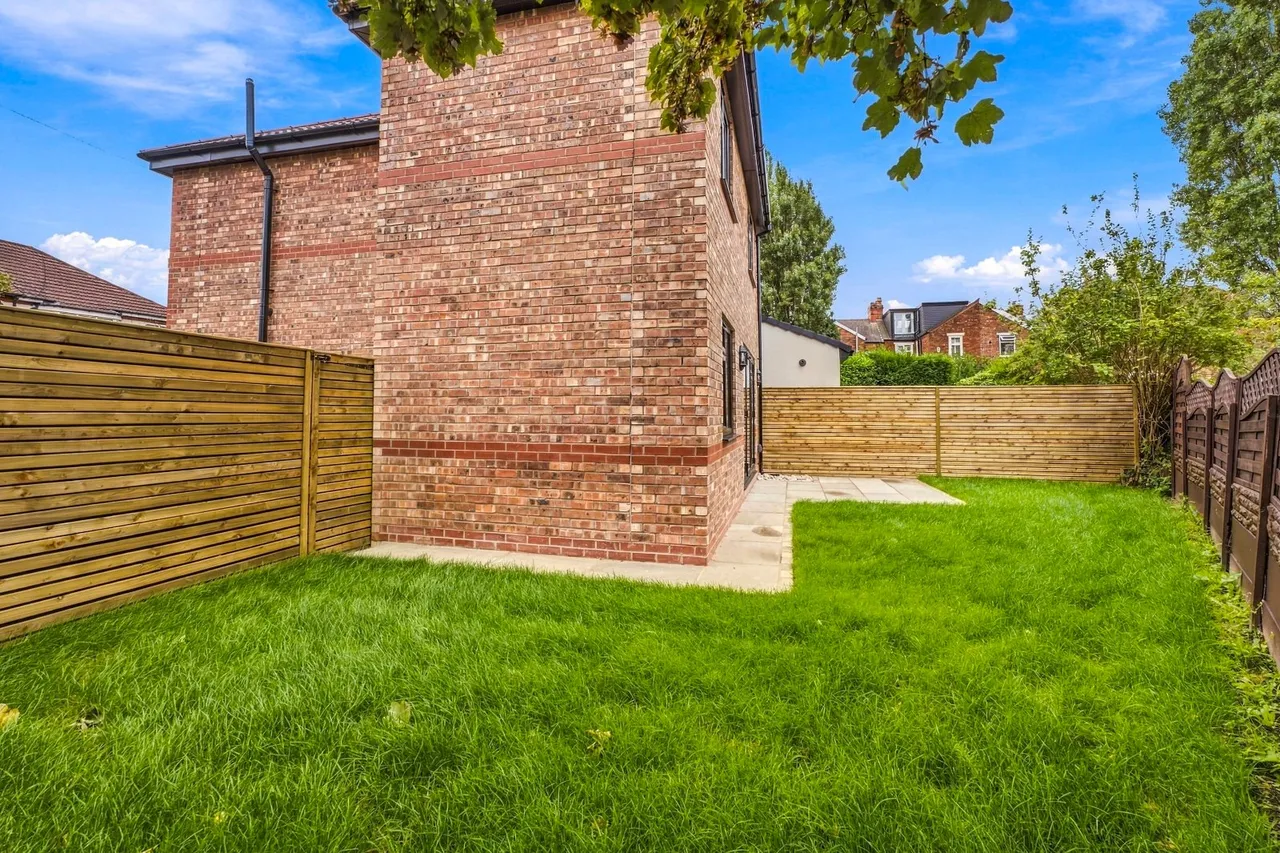 Heswall Road, Reddish, SK5, photo 20