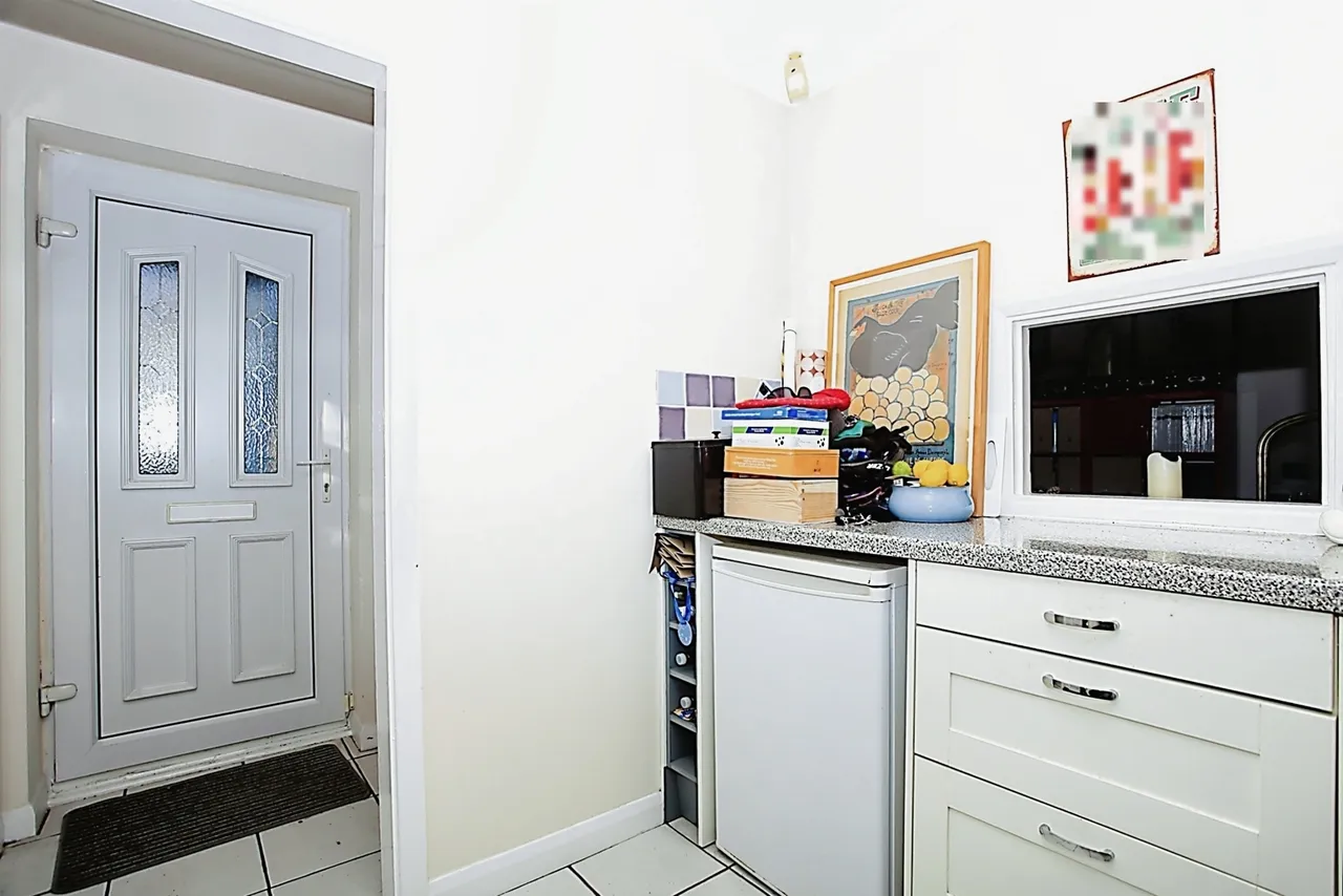 Nathan Close, Peterborough, PE3, photo 5