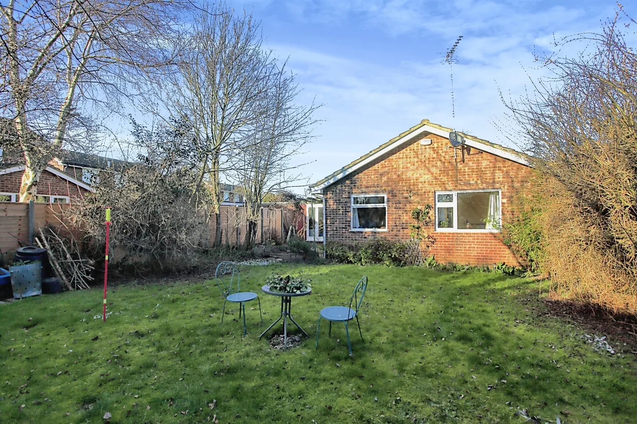 Nathan Close, Peterborough, PE3, photo 10