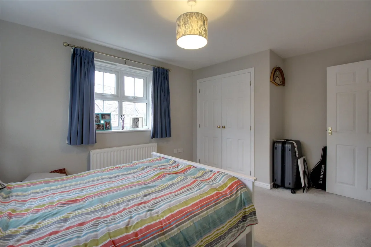 Kingsley Square, Fleet, Hampshire, GU51 1AJ, photo 6