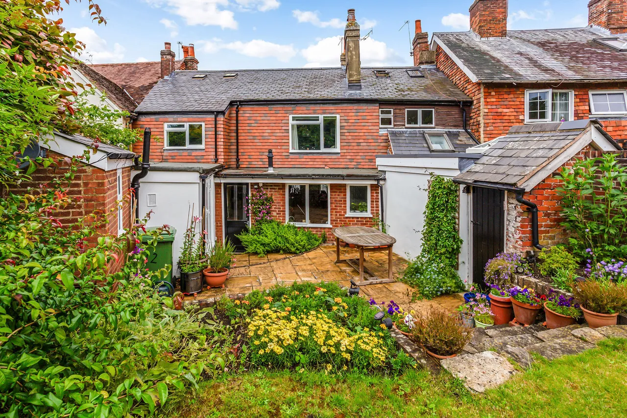 East Street, Alresford, SO24, photo 8
