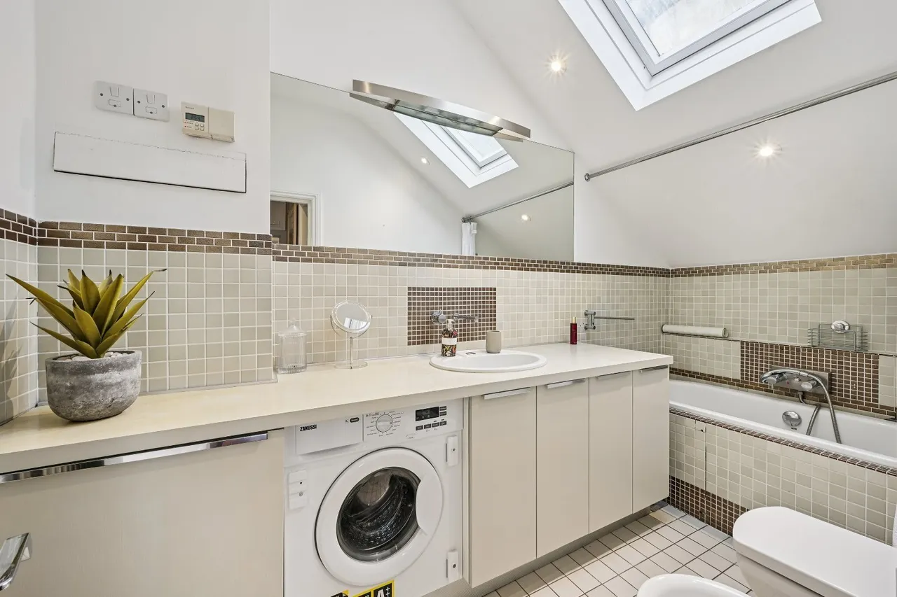Roland Gardens, South Kensington, SW7, photo 9