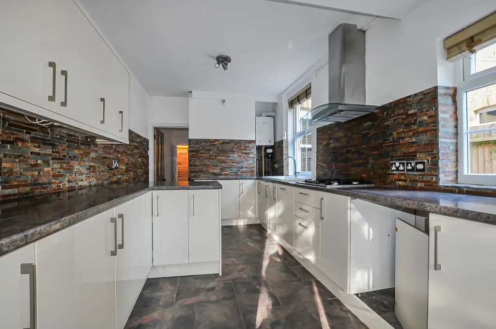 Oxford Road, Gerrards Cross, SL9, photo 39