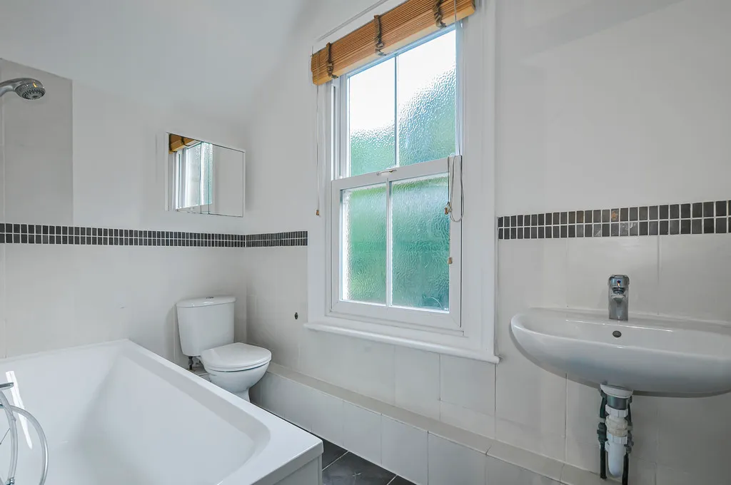 Oxford Road, Gerrards Cross, SL9, photo 15