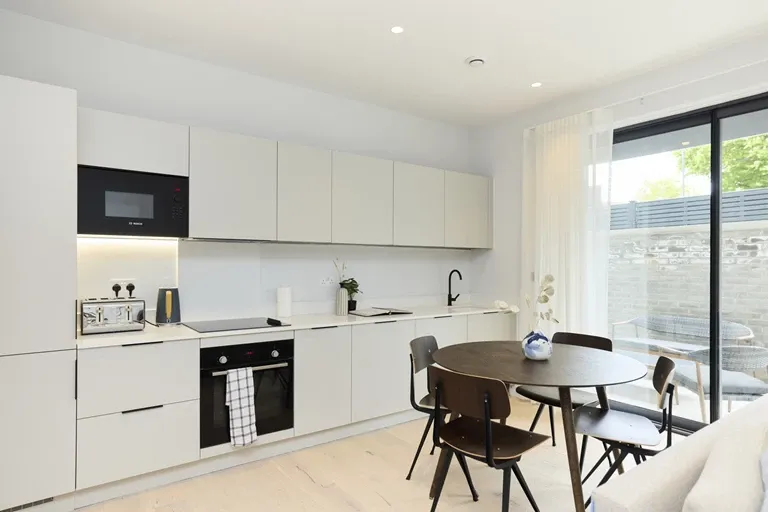 Coverdale Road, Willesden Green, NW2 4BE, photo 2
