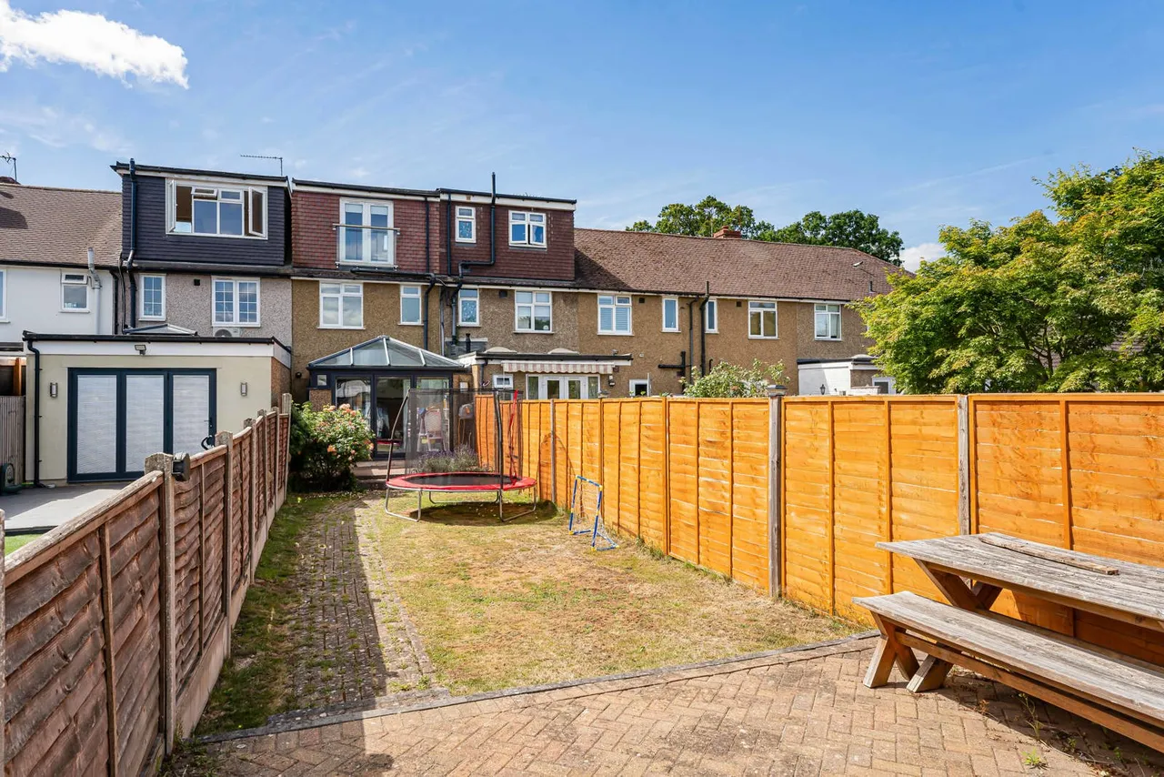 Ashford Avenue, Ashford, TW15, photo 8