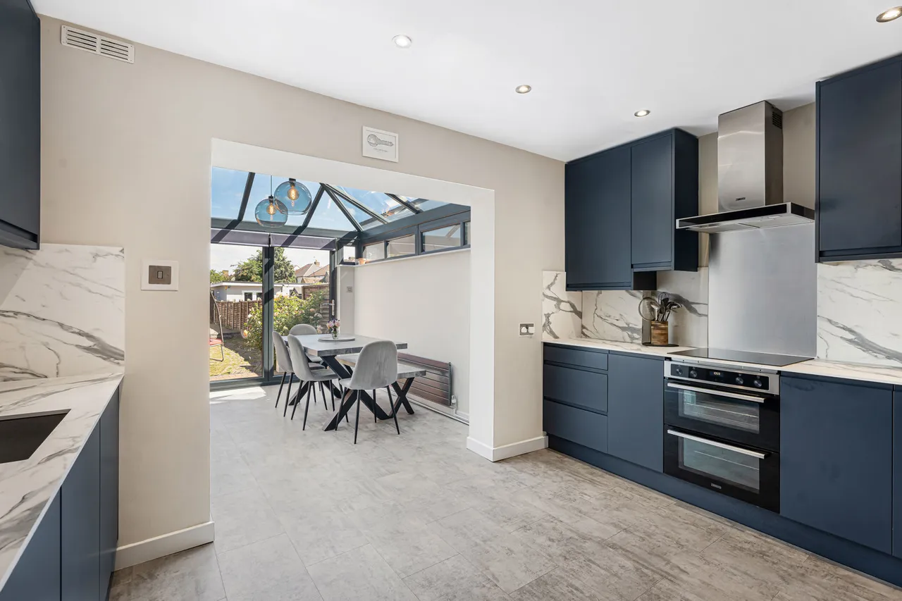 Ashford Avenue, Ashford, TW15, photo 4