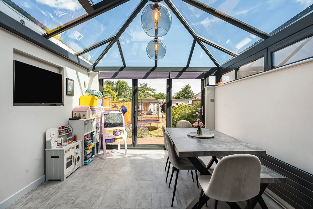 Ashford Avenue, Ashford, TW15, photo 5