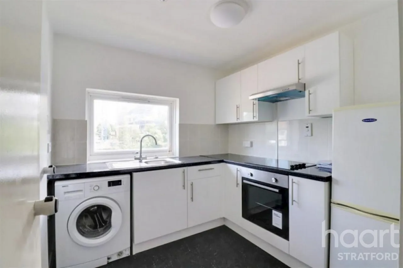 Sprowston Road, London, E7, photo 7