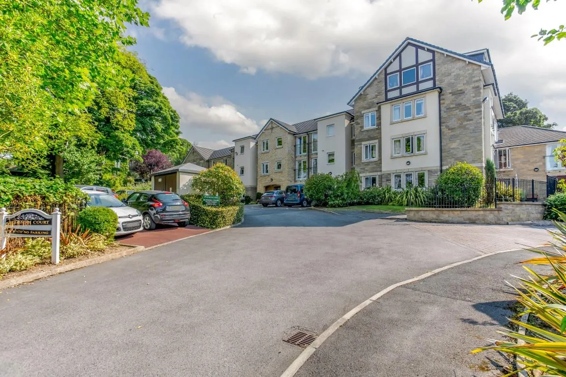 Rufford Avenue, Yeadon, LS19, photo 12