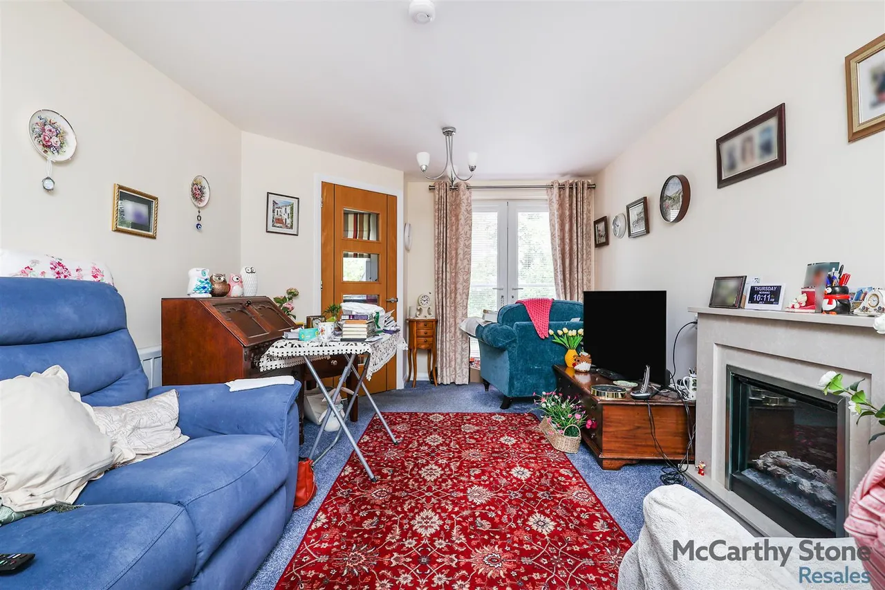 Rufford Avenue, Yeadon, LS19, photo 3