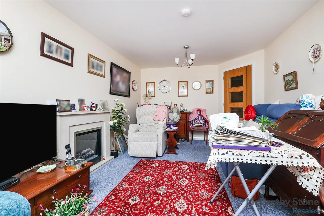 Rufford Avenue, Yeadon, LS19, photo 4