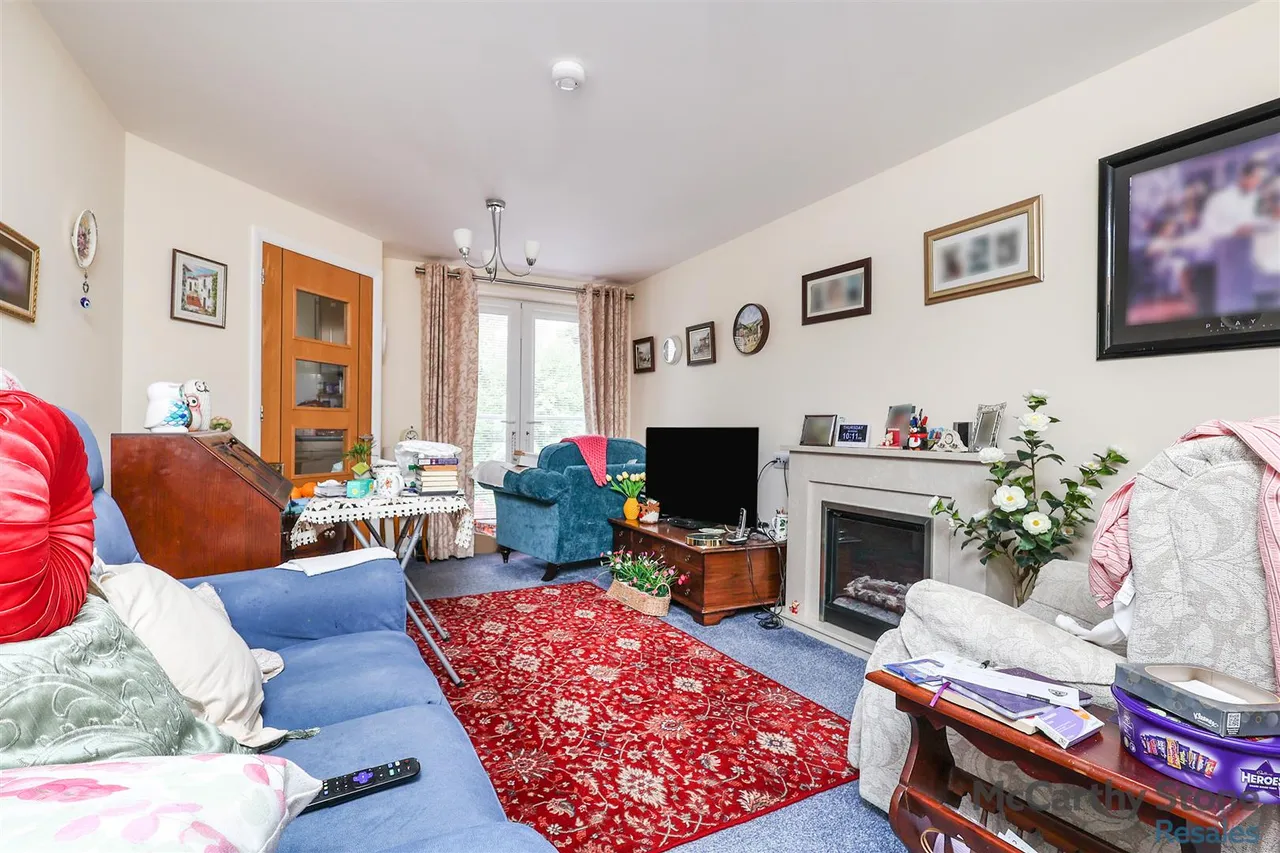 Rufford Avenue, Yeadon, LS19, photo 2