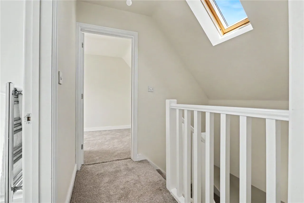 Clere Close, Wymondham, Norwch, Norfolk, NR18, photo 11