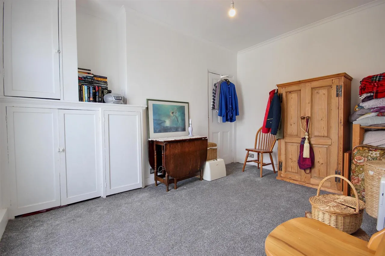 South Terrace, Hornsea, photo 9