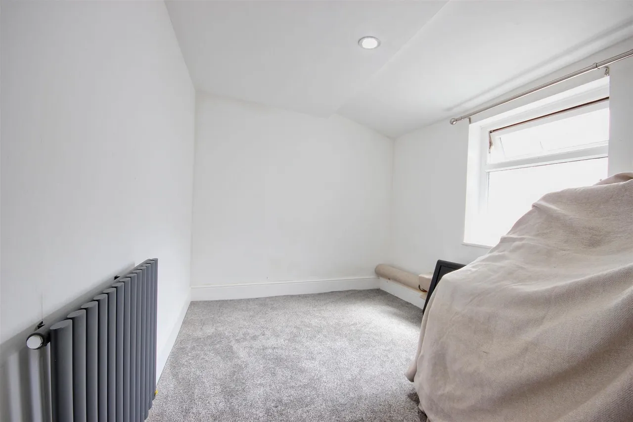 South Terrace, Hornsea, photo 16