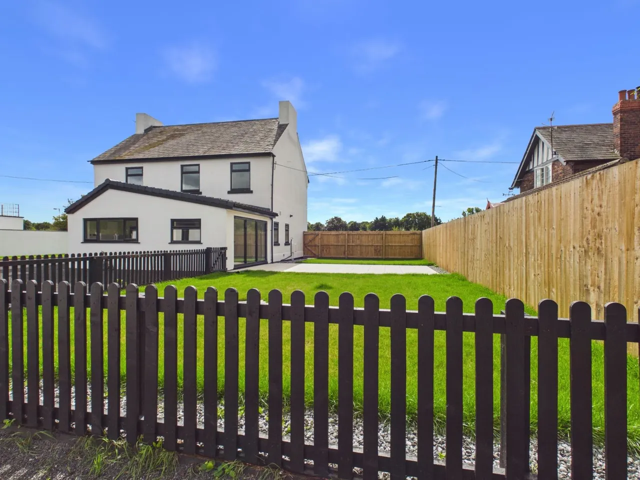 Chester Road, Sutton Weaver, WA7, photo 17