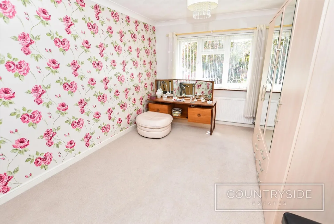 Corona Road, Canvey Island, photo 10