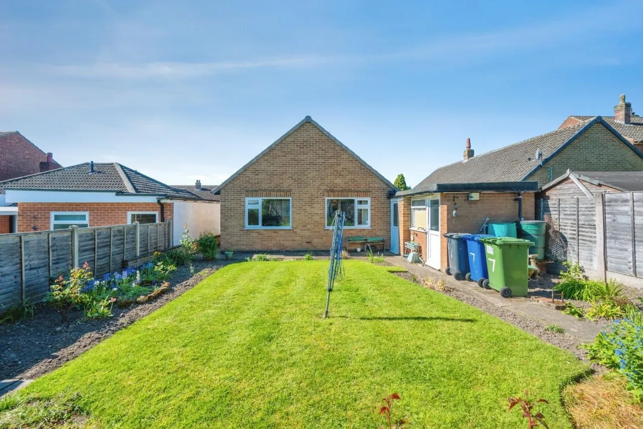 Stephenson Close, Glascote, B77, photo 18