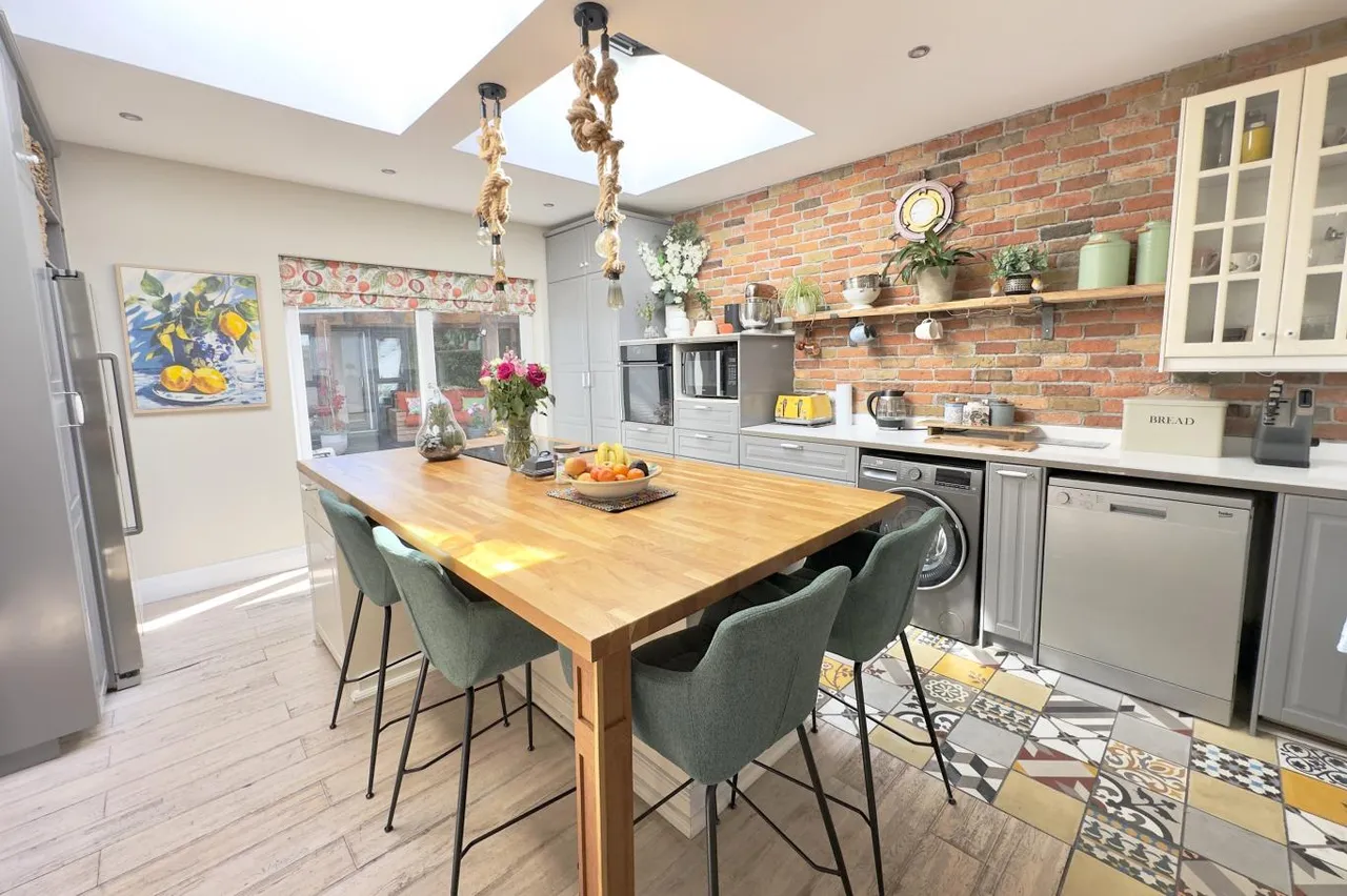 Magnolia Court, BH1, photo 9