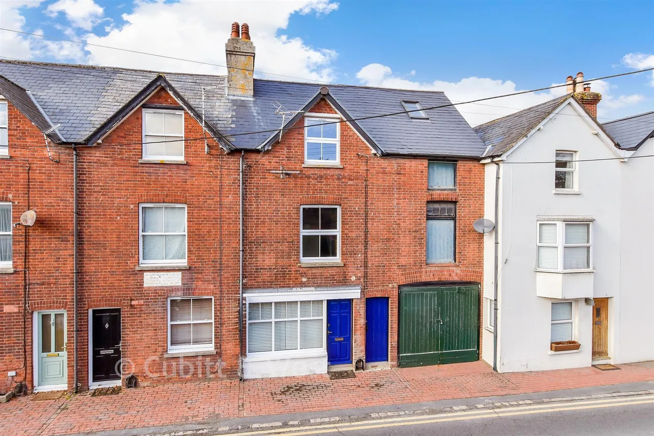 3 bed house for sale, Cooksbridge, BN8