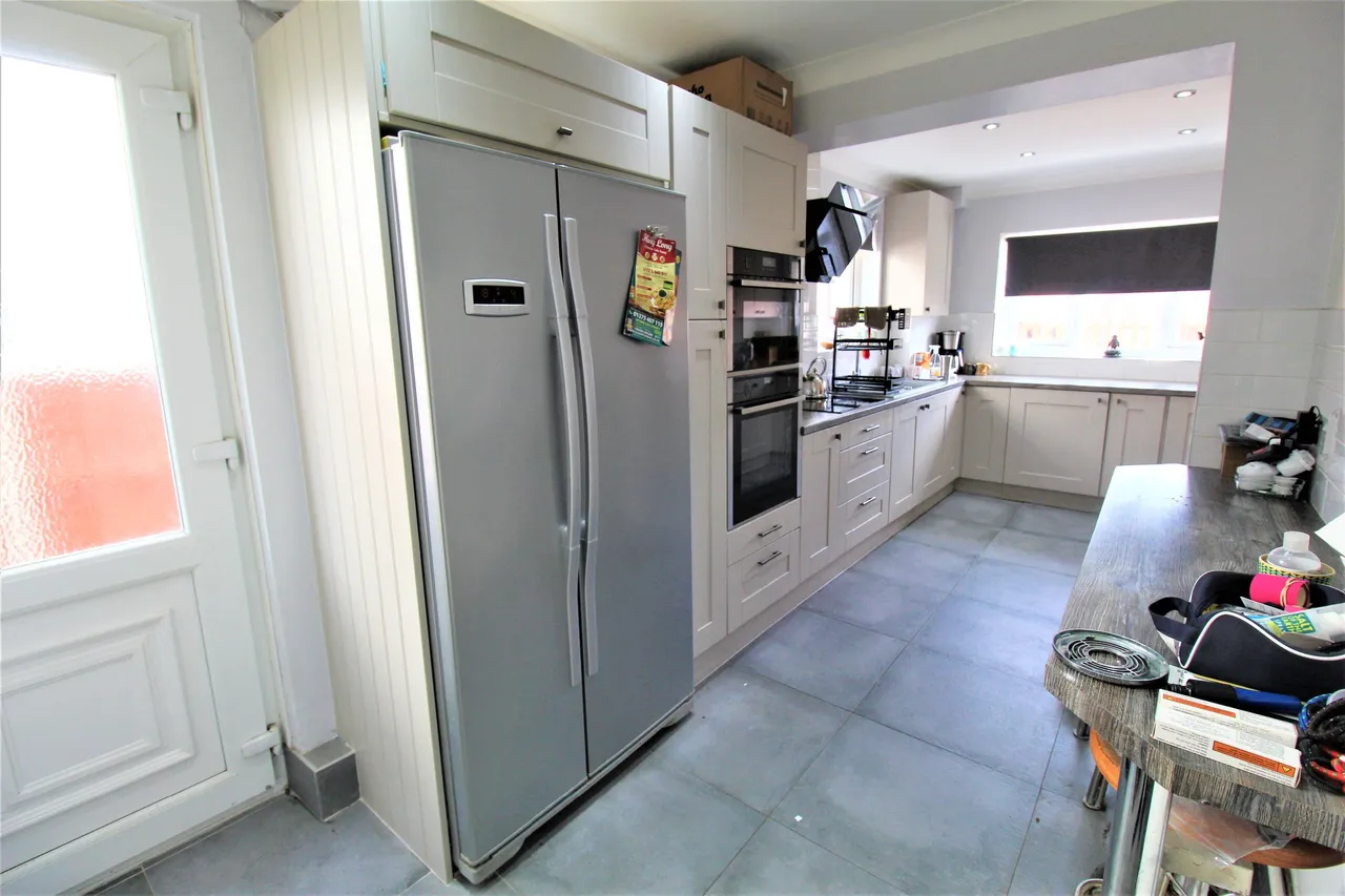 Ruskin Road, Grays, Essex, RM16 4HB, photo 4