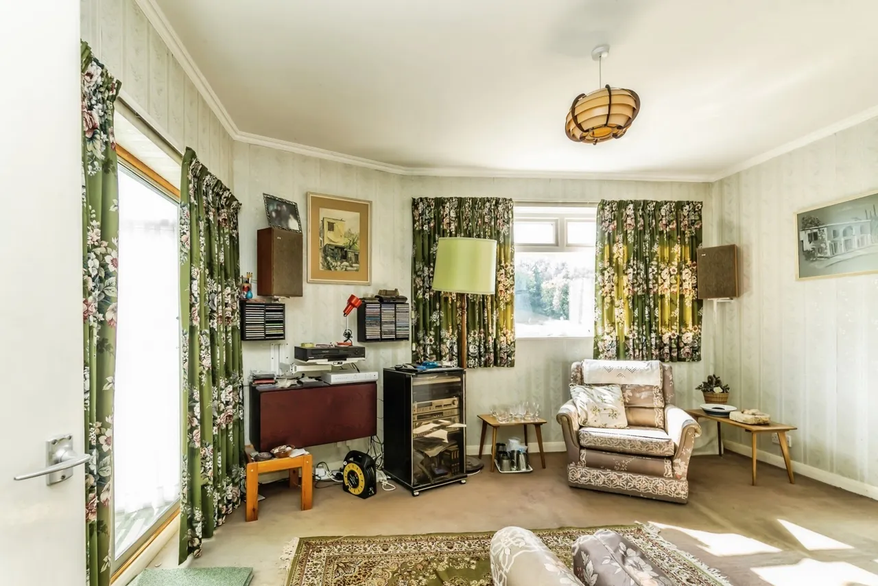 White Knobs Way, Caterham, Surrey, CR3, photo 7