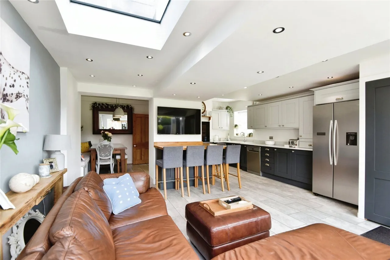Crewe Road, Alsager, ST7, photo 4