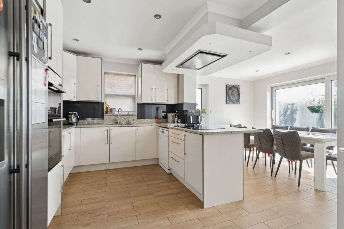 Meredith Close, Pinner, HA5, photo 5