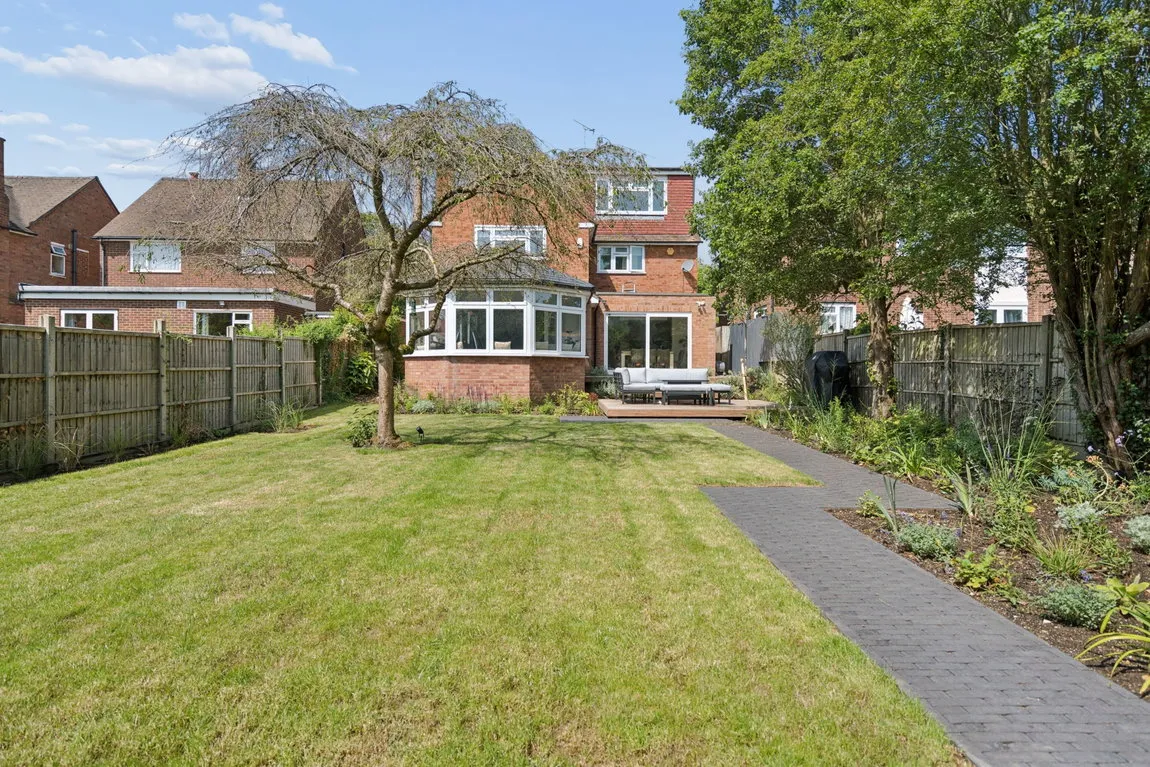 Meredith Close, Pinner, HA5, photo 17