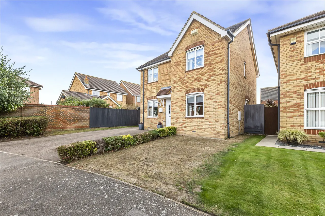 Mackintosh Close, High Halstow, ME3, photo 20