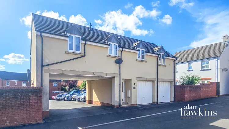 2 bed house to rent, Cloatley Crescent, Beaufort Park, SN4