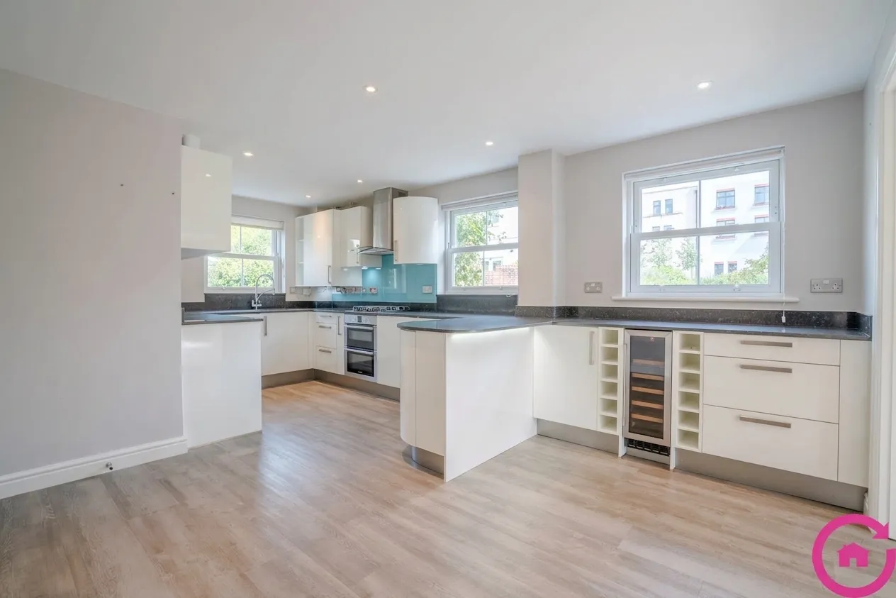 Windsor Street, Cheltenham, GL52 2DE, photo 2