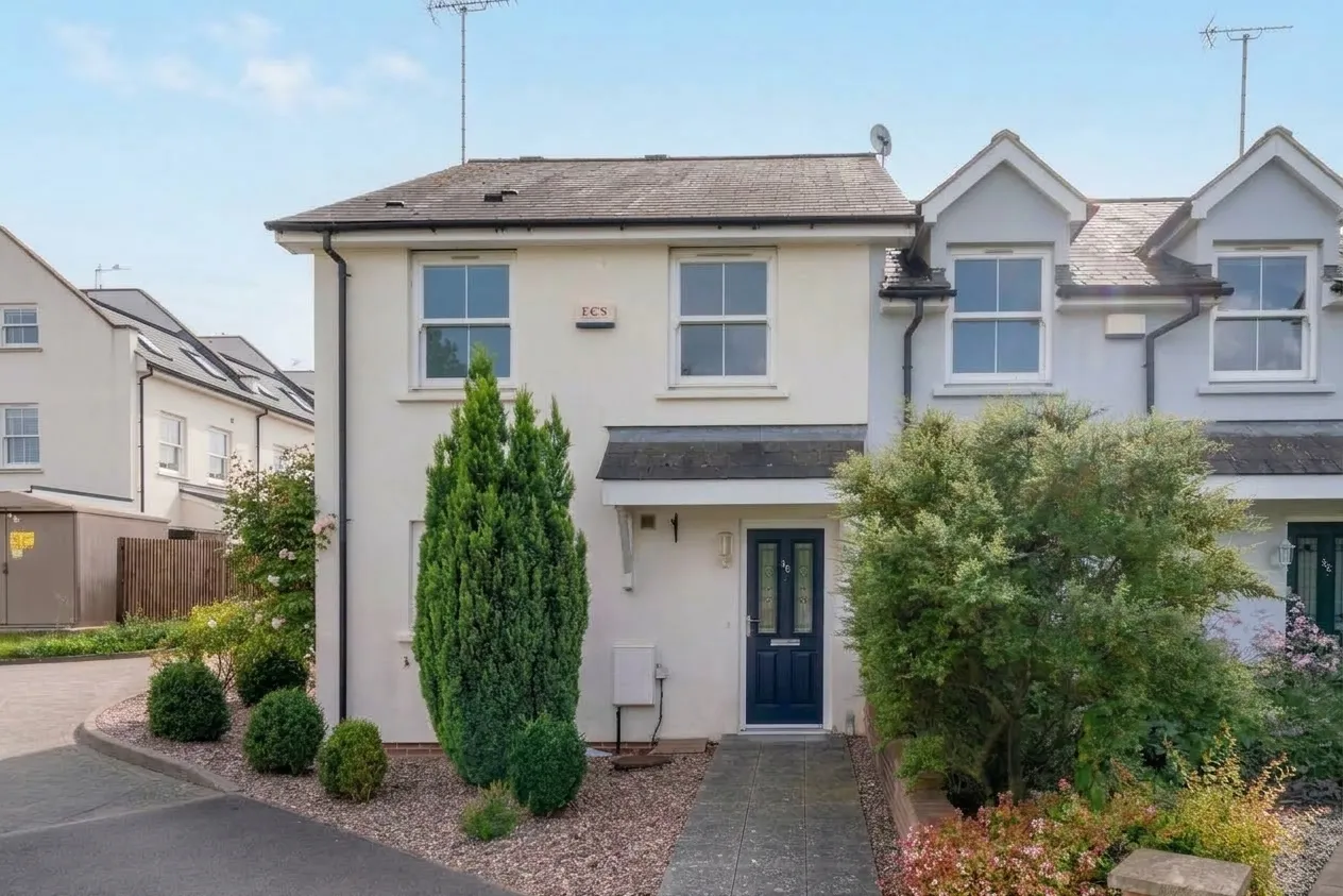 3 bed property for sale — Windsor Street, Cheltenham, GL52 2DE