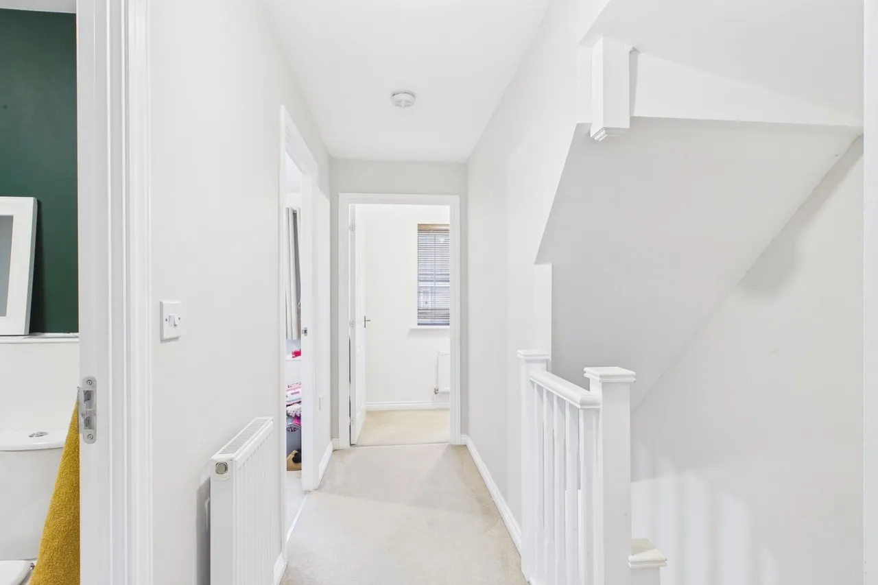 Fontwell Park Drive, Cawthorpe, PE10, photo 12