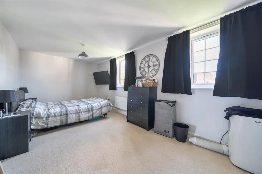 Cotts Field, Haddenham, HP17, photo 12
