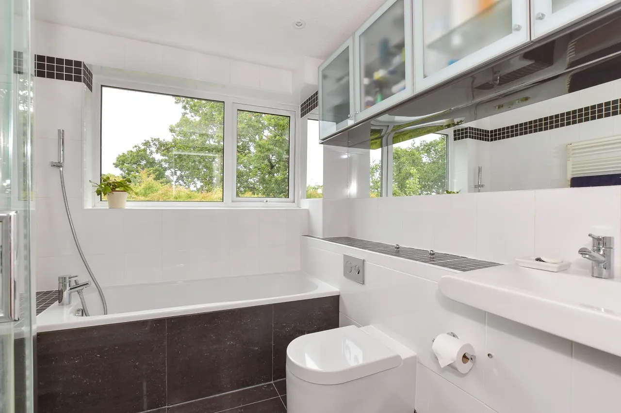 Alverstone Garden Village, PO36, photo 12