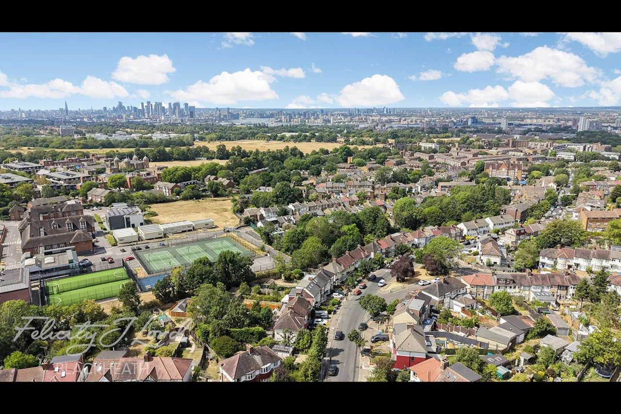 Ankerdine Crescent, Shooters Hill, photo 12