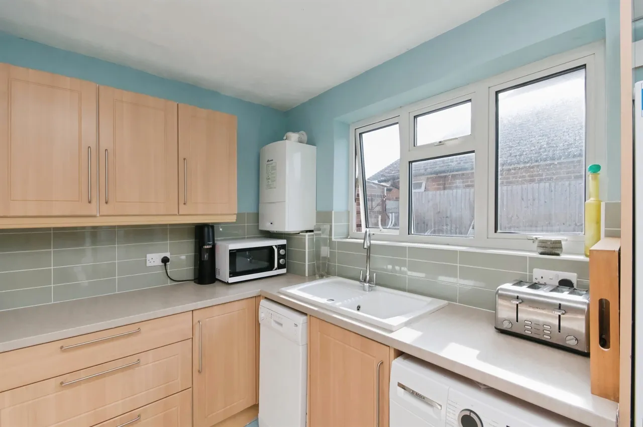 Brightling Road, Polegate, BN26, photo 7