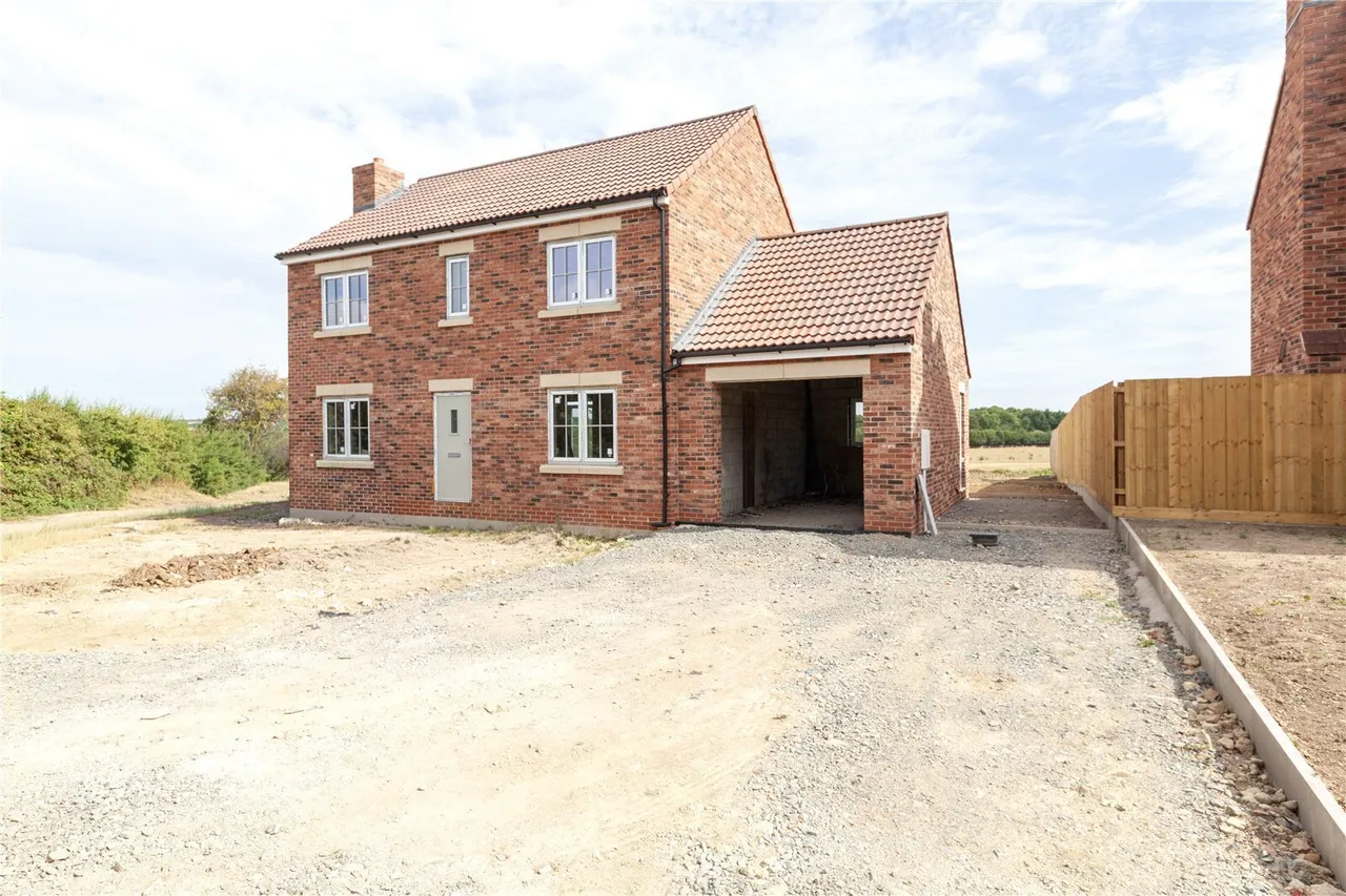 Main Road, Kirby Bellars, LE14, photo 27