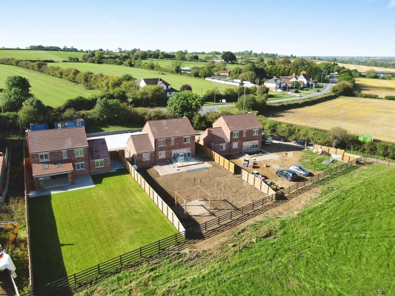 Main Road, Kirby Bellars, LE14, photo 31