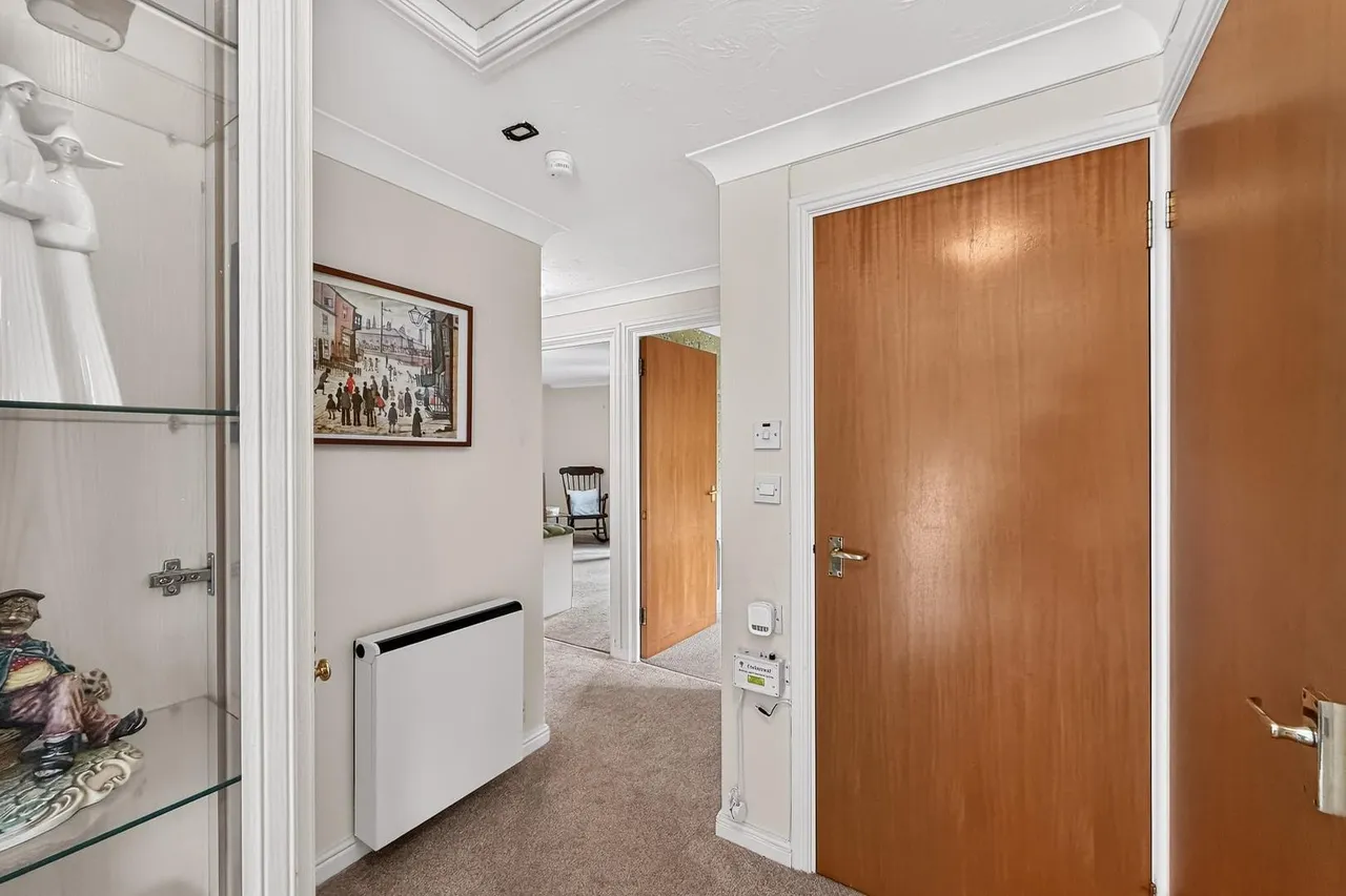290 Park Road, Timperley, Cheshire WA15 6UB, photo 18