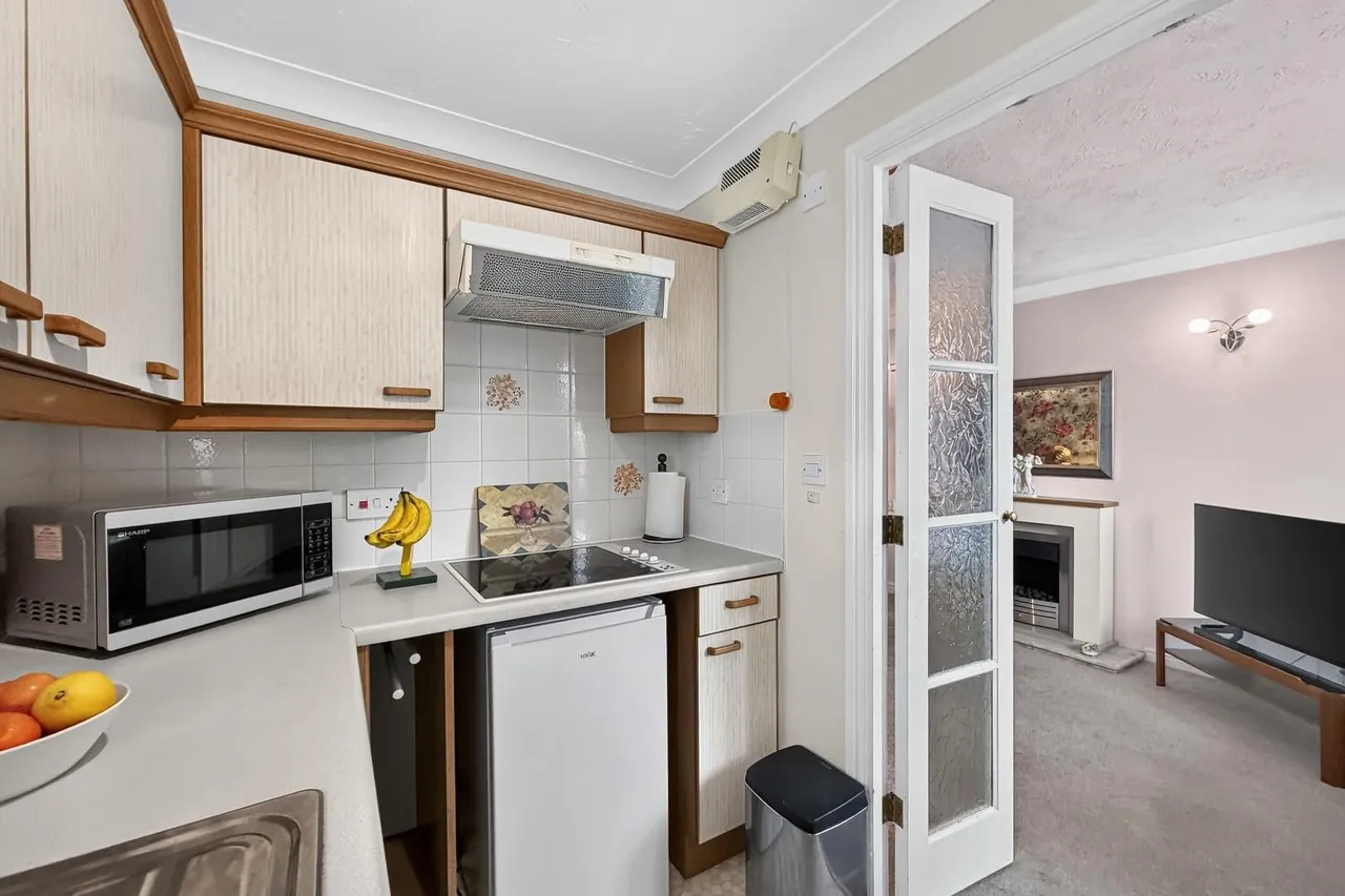 290 Park Road, Timperley, Cheshire WA15 6UB, photo 10