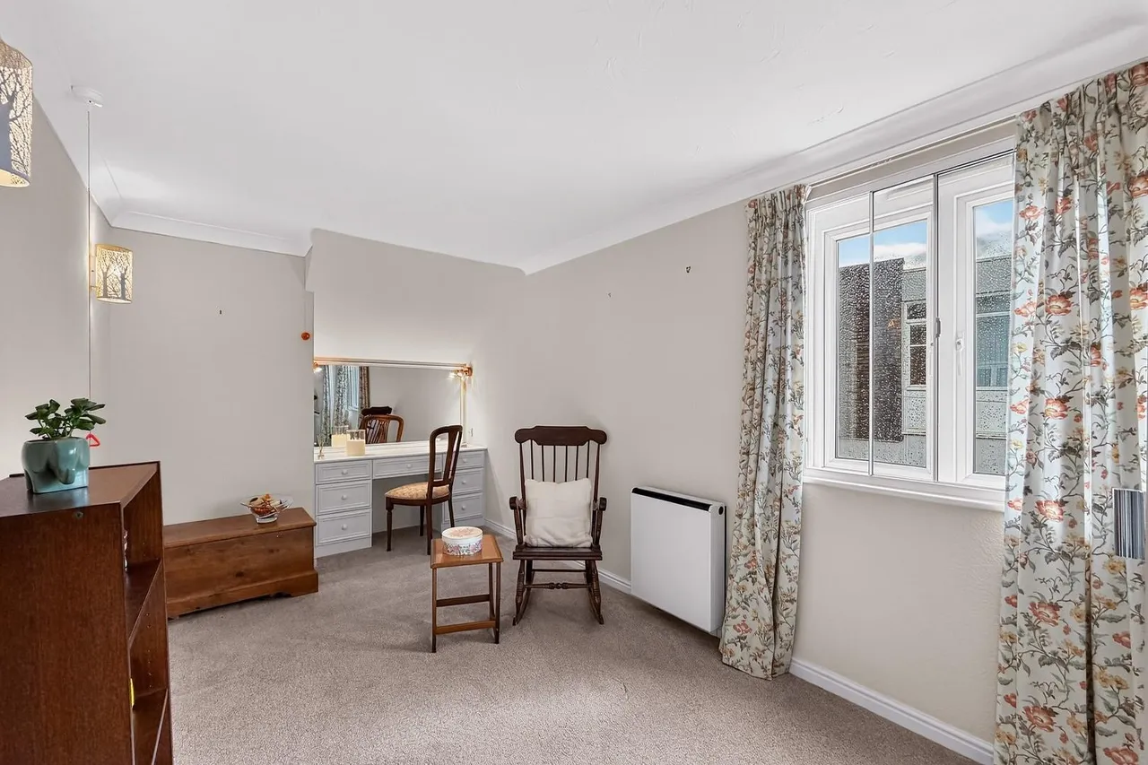 290 Park Road, Timperley, Cheshire WA15 6UB, photo 11