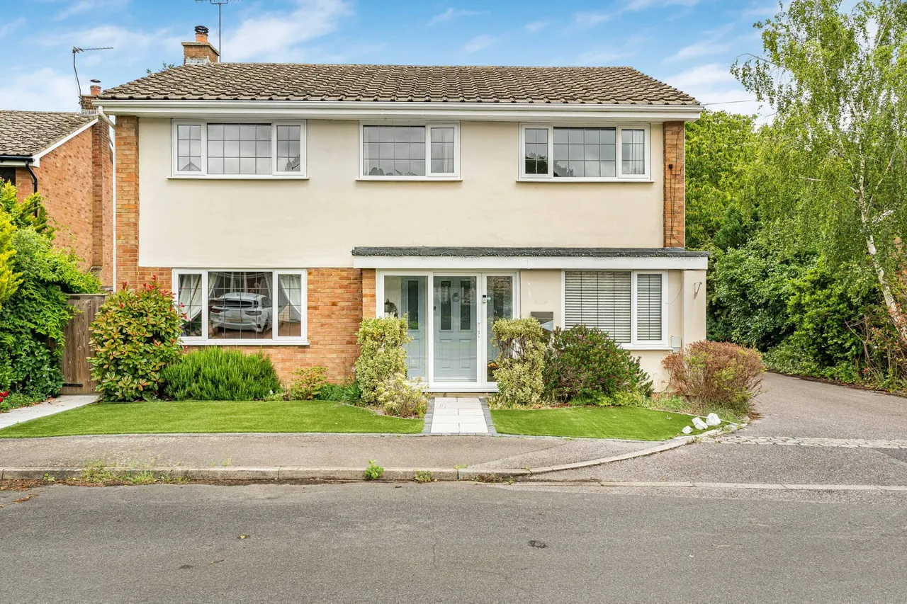 4 bed house for sale, Limmers Mead, Great Kingshill, HP15