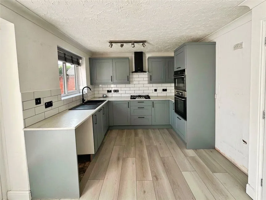 Clover Way, Bedworth, Warwickshire, CV12, photo 3