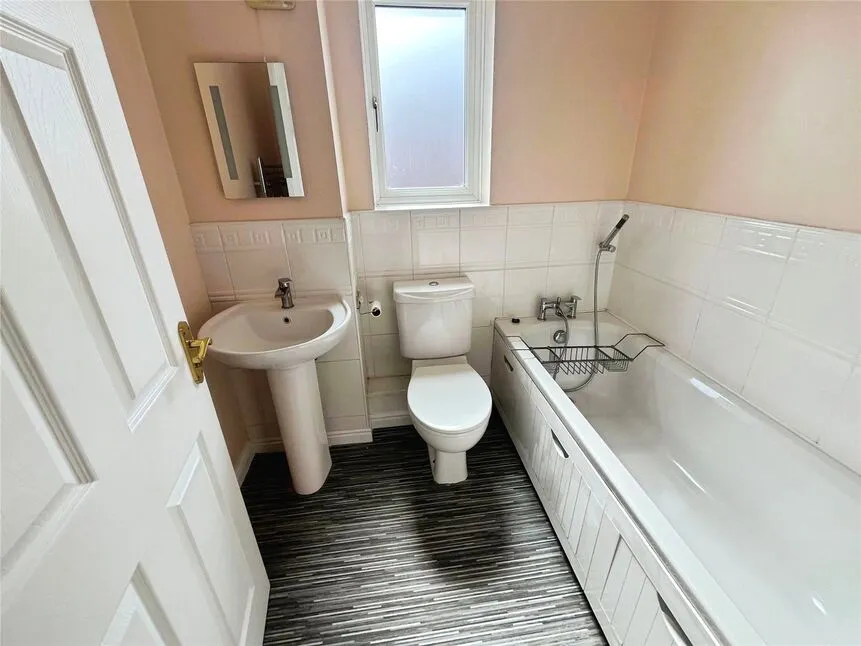 Clover Way, Bedworth, Warwickshire, CV12, photo 5
